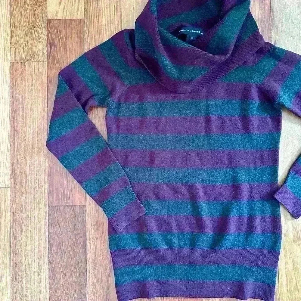 French  Connection | Acrylic stripe turtleneck sweater size medium - Picture 4 of 4